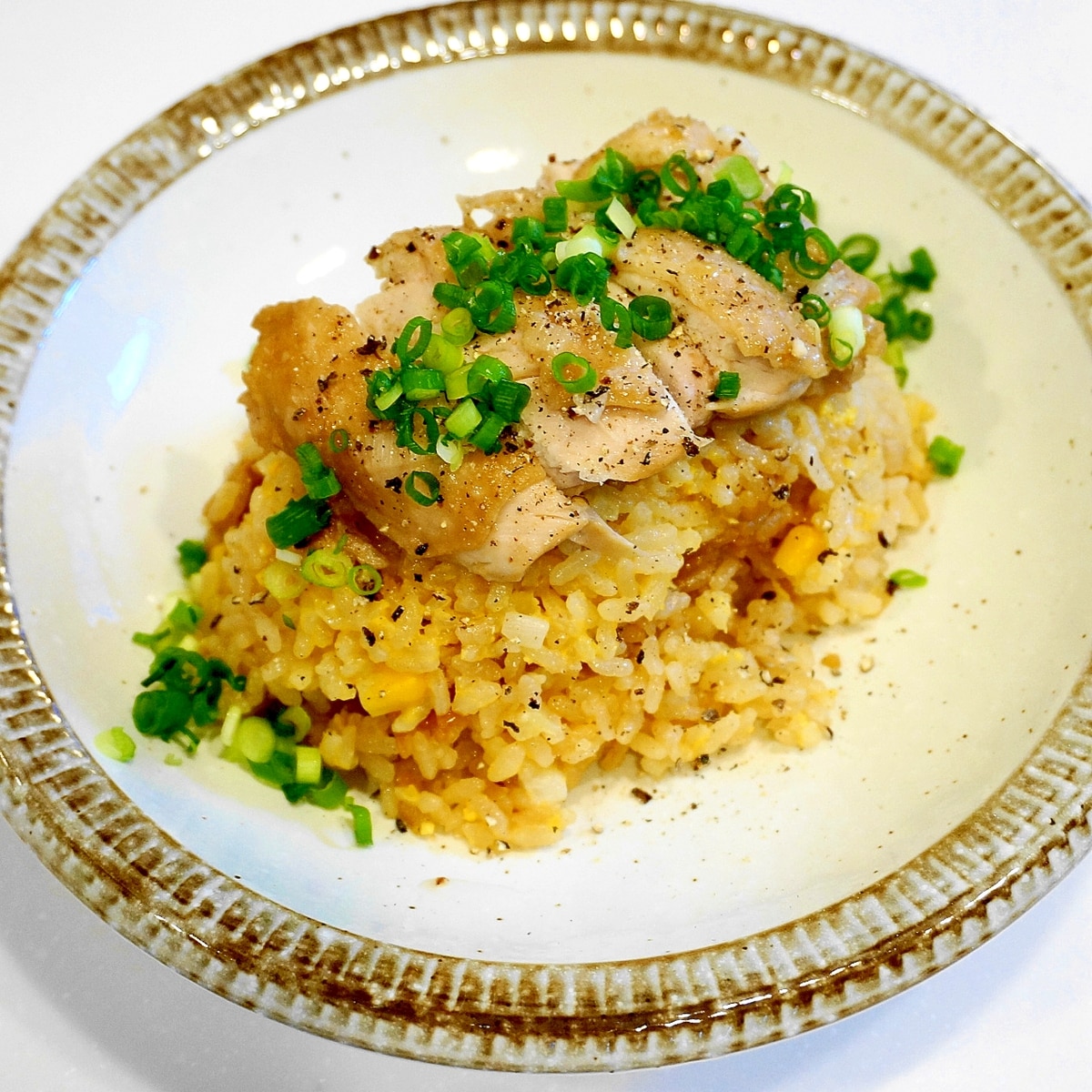 炊飯器に任せっぱなし 炊き込みチキンチャーハン レシピ 作り方 By Oppeke22 楽天レシピ